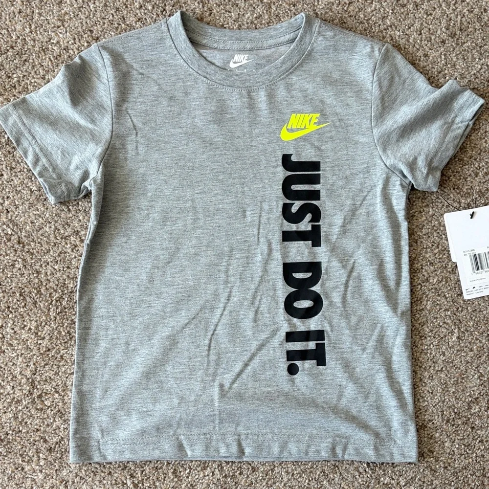 NWT Nike Grey Tee with Black Shorts and Neon Accents - Picture 2 of 5